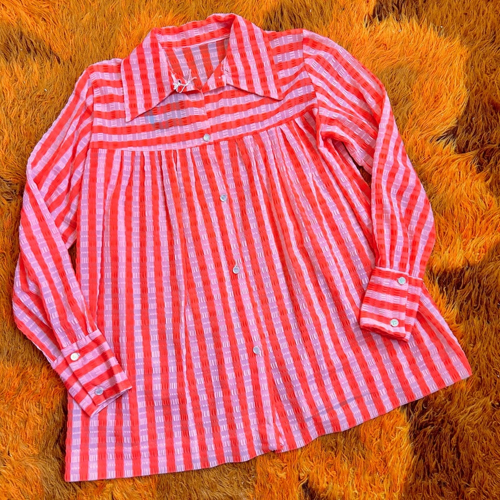 70s Bright Orange and Pink Seersucker Babydoll Blouse